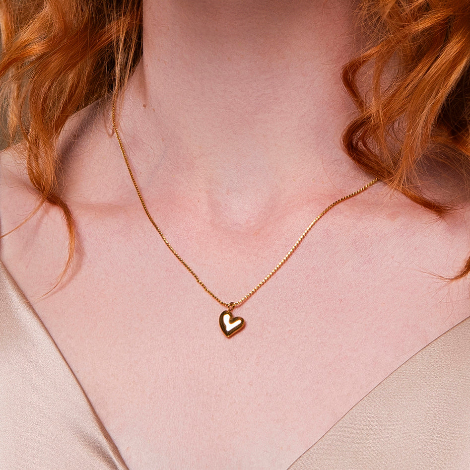 Gouden ketting met hart hanger liefde symbool – Corazon van Amberz.