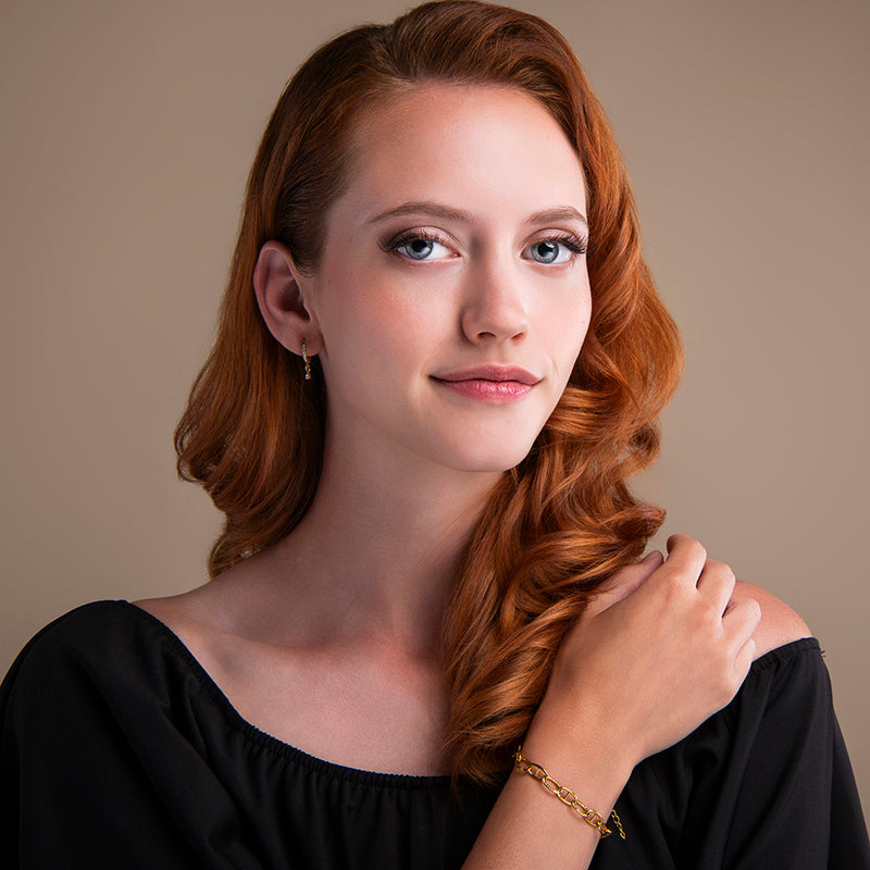 amberz gouden oorringen met zirkonia steentjes en druppel hanger – elegante huggie oorbellen, waterproof en hypoallergeen