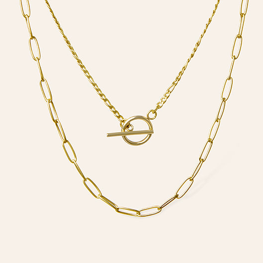 Gouden ketting met brede schakels en toggle sluiting – Evy van Amberz.