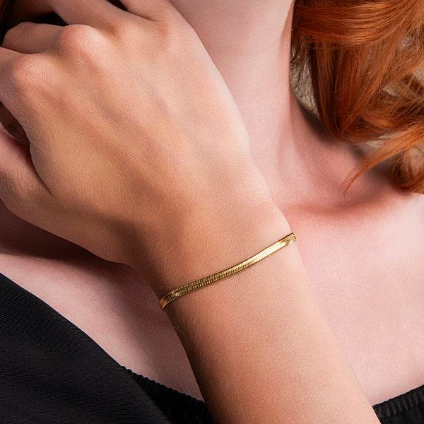 amberz gouden slang armband – minimalistische armband van verguld roestvrij staal, waterproof en hypoallergeen