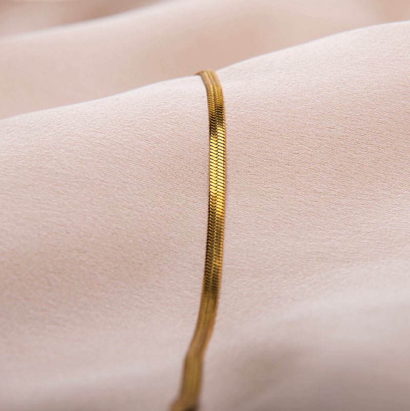 amberz gouden slang armband – minimalistische armband van verguld roestvrij staal, waterproof en hypoallergeen