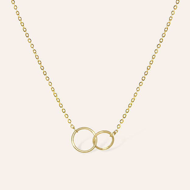 Gouden ketting met verbonden cirkels – ketting Infinity Sis van Amberz.
