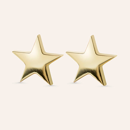 Gouden oorringen met ster bedels – ster studs van Amberz.