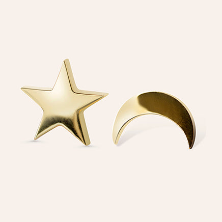 Gouden oorstekers dames in halve maan en ster vorm – Sun & Moon Studs van Amberz